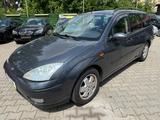 Ford Focus 1.8 Futura - Ford Focus: Futura