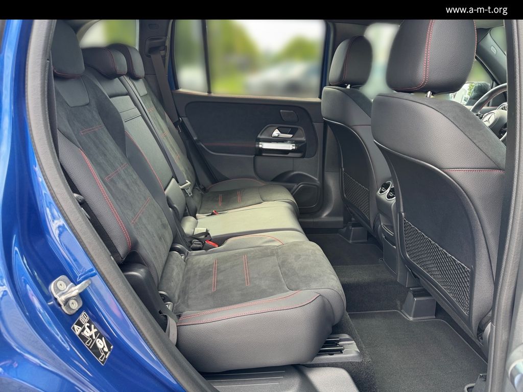 MERCEDES-BENZ GLB 250