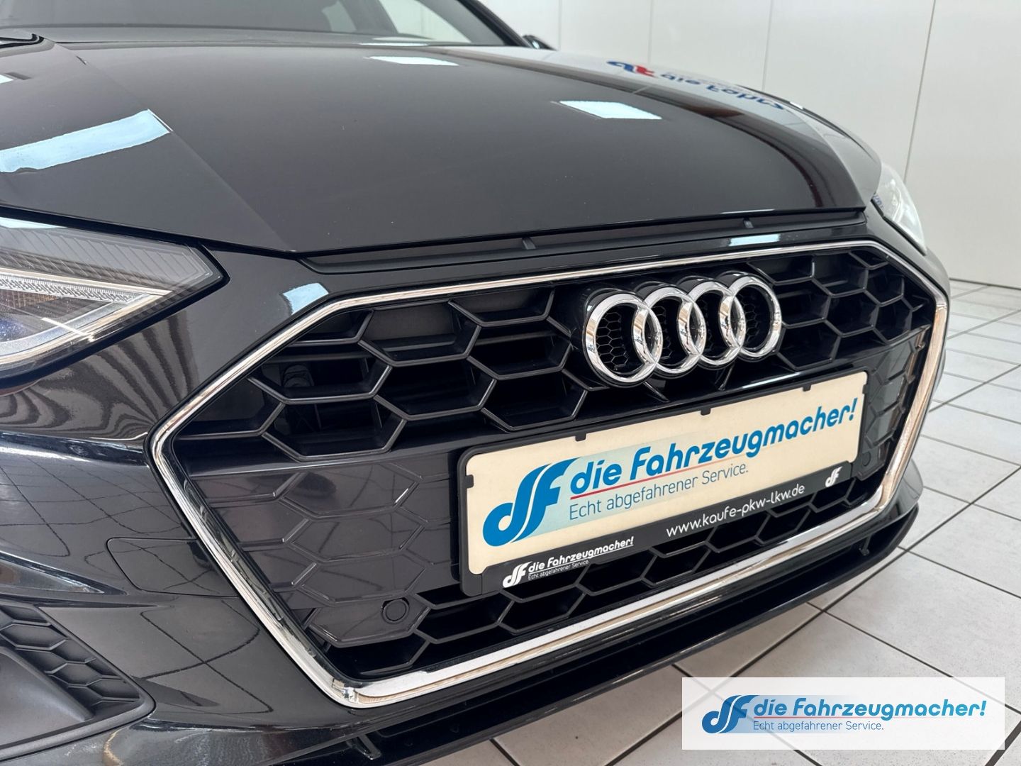 Fahrzeugabbildung Audi A4 Avant 35 TDI S line Navi Leder LED ACC Klimaa