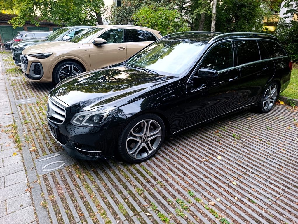 Image of Mercedes-Benz E 350