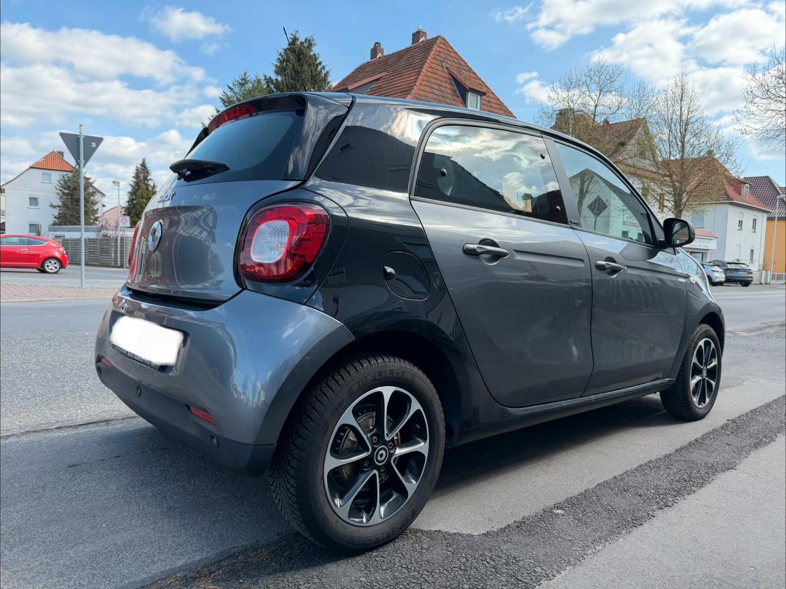 Smart ForFour 66 kW Passion +Ambi+Cool & Audio+SHZ+PTS
