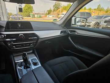 BMW 520 - 12
