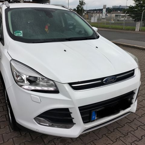 Ford Kuga 2,0 TDCi 4x4 103kW Titanium PowerShift ...