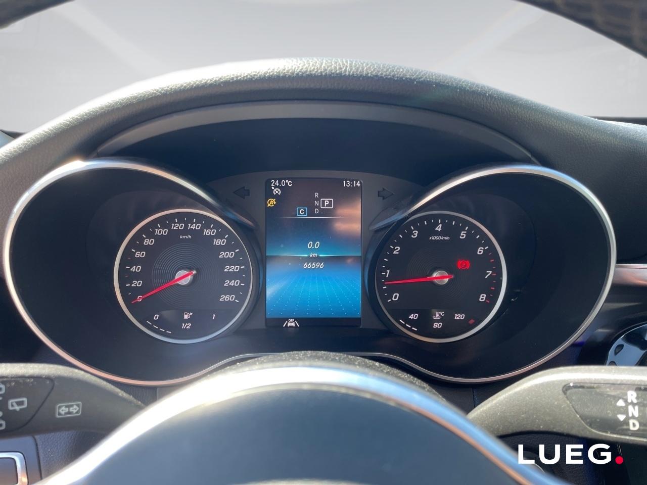 Mercedes-Benz C 180 T AVANTGARDE+AHK+RÜCKFK+LED+NAVI+AMBIENTE