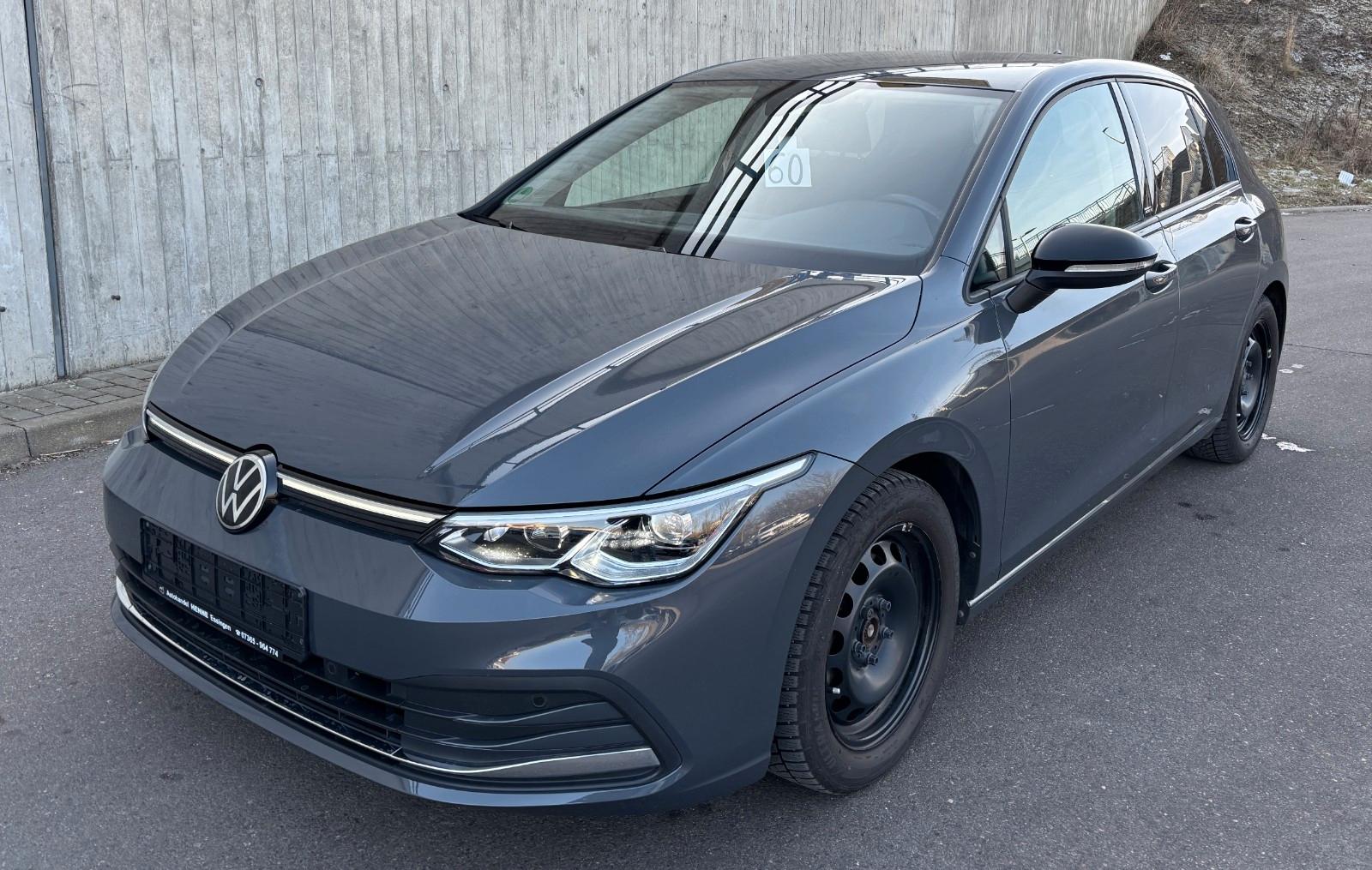 Volkswagen Golf VIII Lim. 1.5  Active,LED Plus,Navi,SHZ,