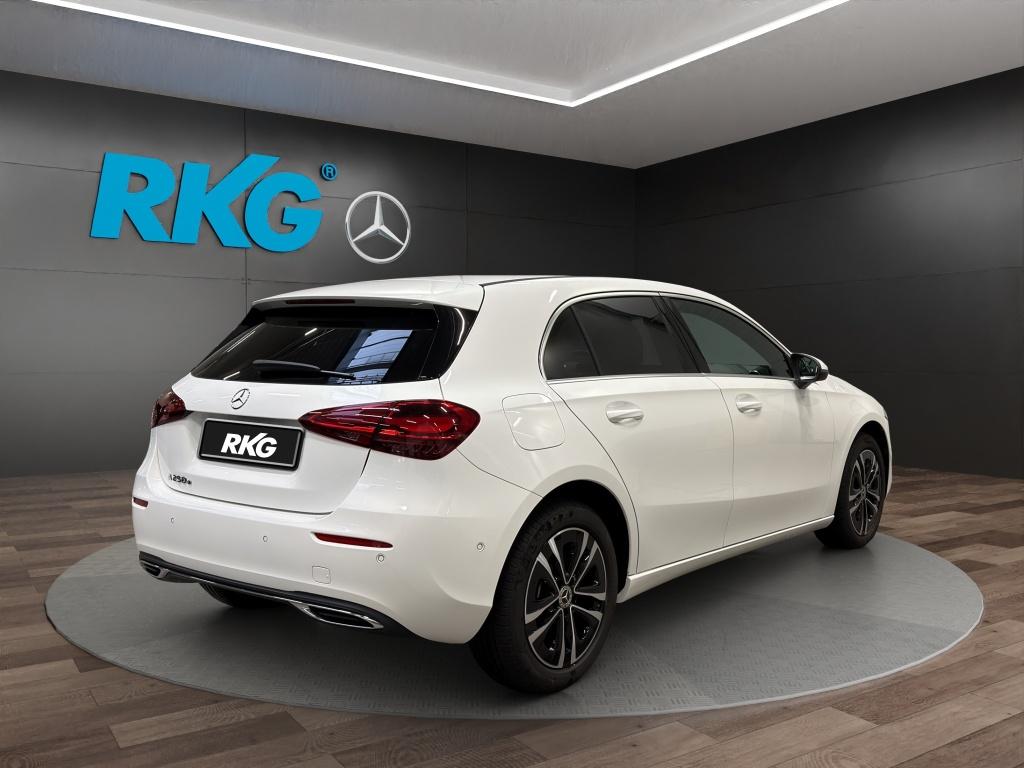 Mercedes-Benz A 250 e PROGRESSIVE SPURASSIST KAMERA PARKASSIST