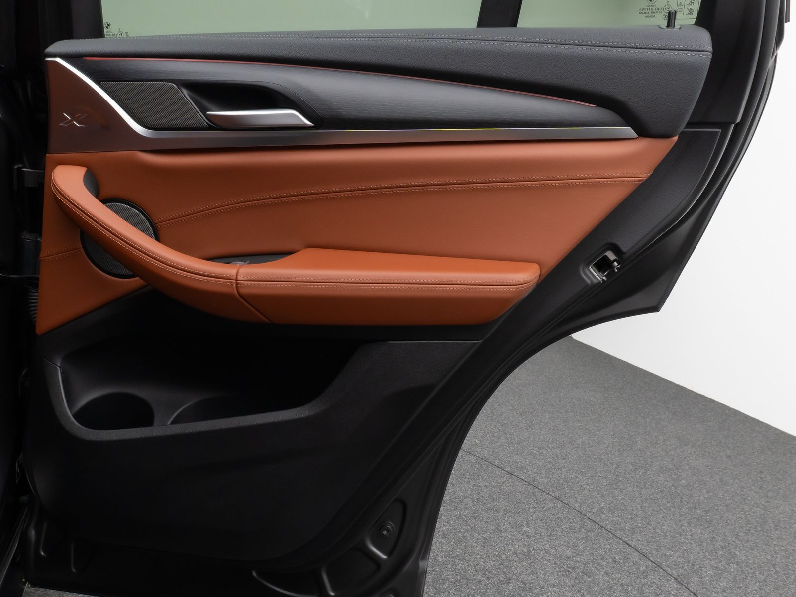 Fahrzeugabbildung BMW X4 M40i Panorama Kamera Laser HUD DAB H/K 21Zoll