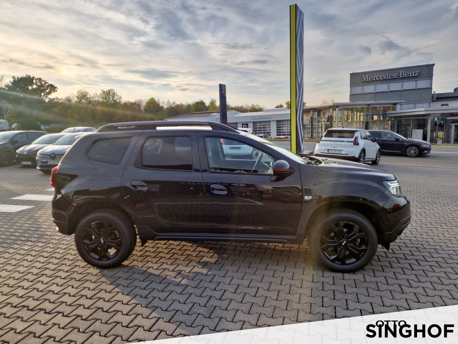 Fahrzeugabbildung Dacia Duster II Extreme Blue dCi 115 4x4 / AHK