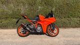 KTM RC 390 AKRAPOVIC - neuwertig - KTM RC