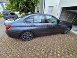 BMW 320d Automatik  - BMW 320 mit Diesel-Antrieb: Grau, Limousine