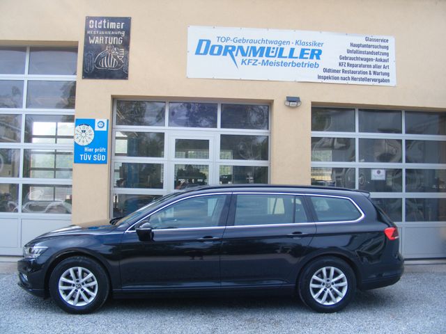 VW Passat Variant 2.0 TDI DSG Business Navi AHK