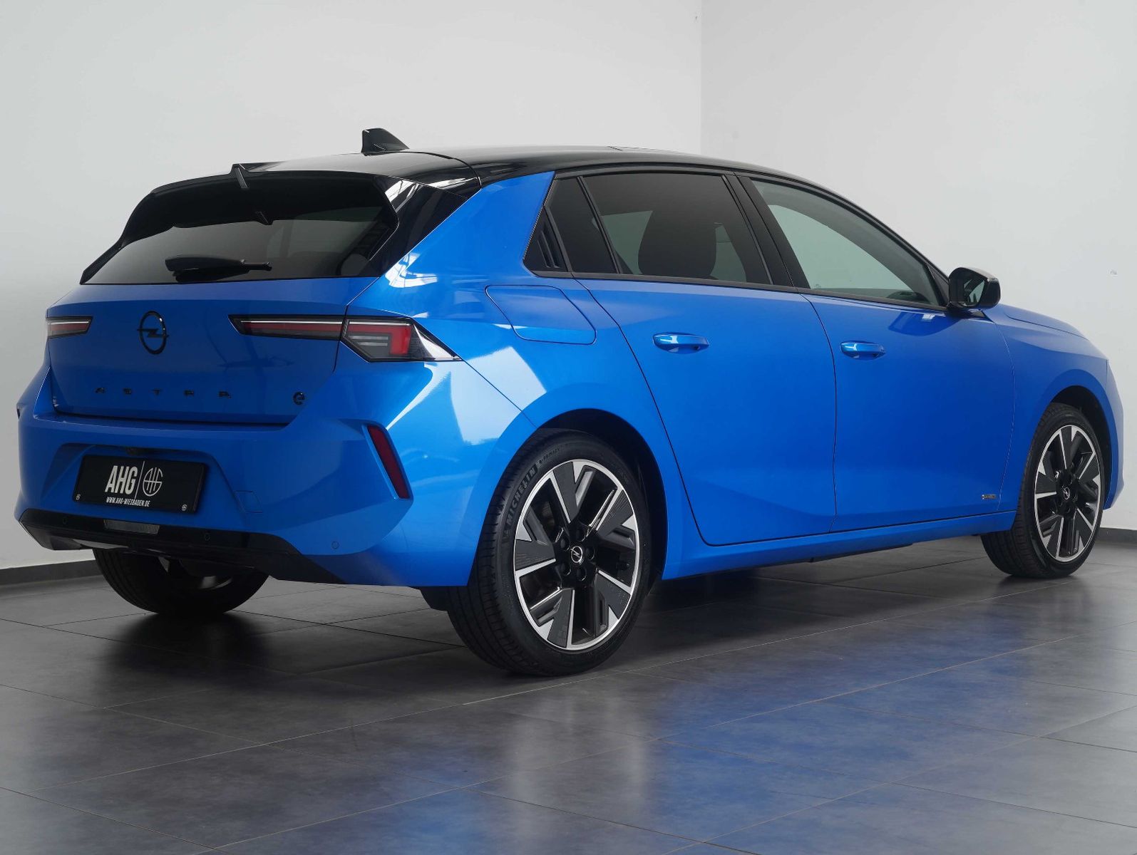 Fahrzeugabbildung Opel Astra L Electric GS ULTIMATE/INTELLILUX/PANO