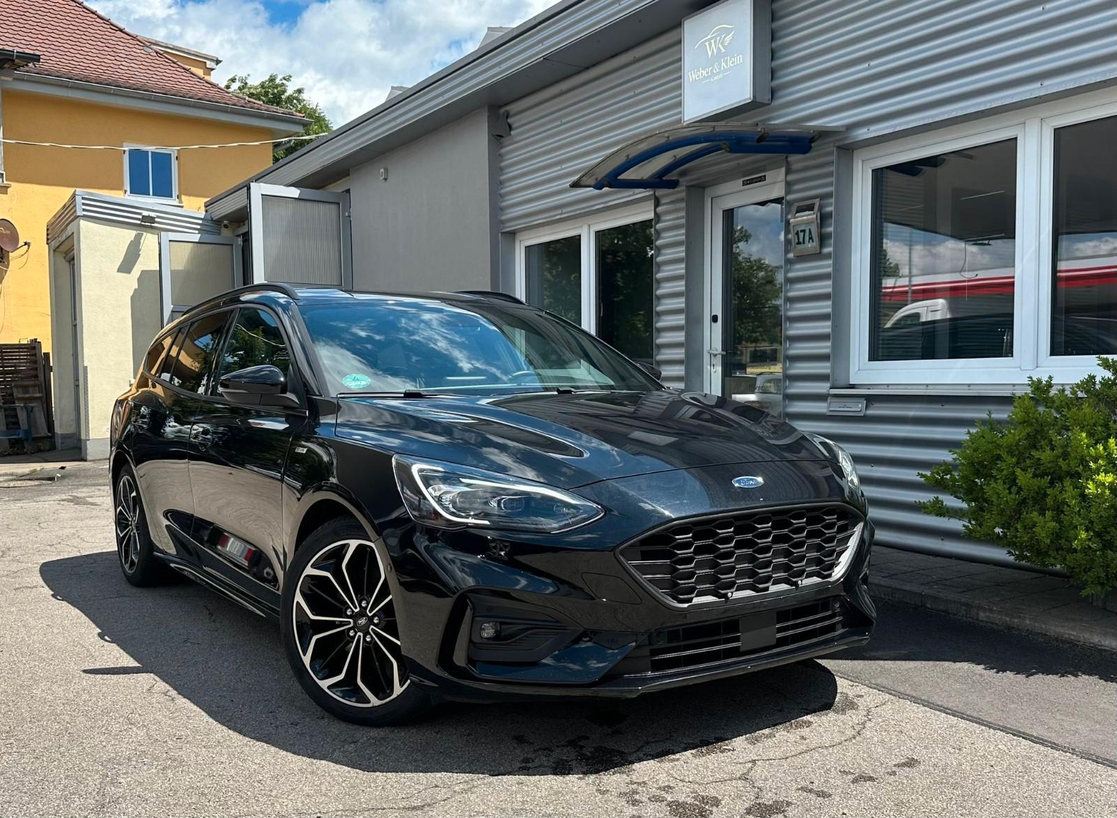 Ford Focus St-Line*ACC*Matrix*Keyless*AHK
