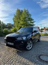 BMW X3 xDrive30d - - Behindertengerechte BMW X3