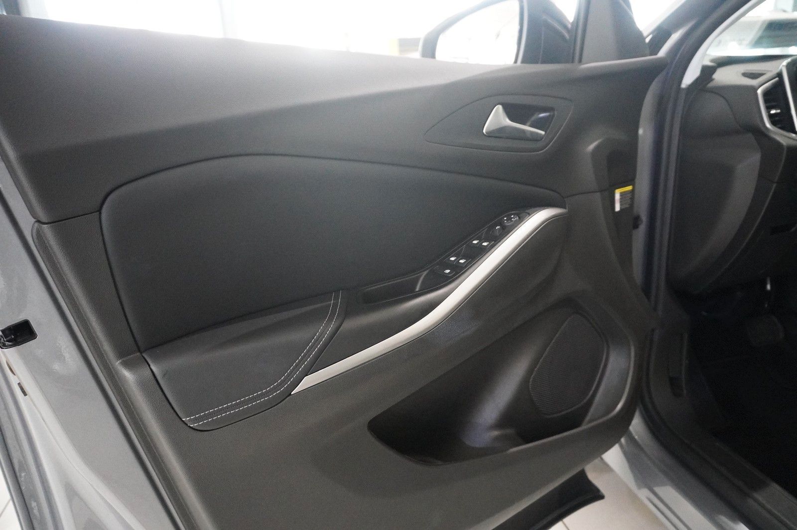 Fahrzeugabbildung Opel Grandland (X) 1.2T ENJOY NAVI/LED/KAMERA/SH/DAB+