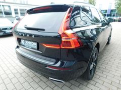 Fahrzeugabbildung Volvo XC60 B4 D AWD R-Design 'ACC,BLIS'