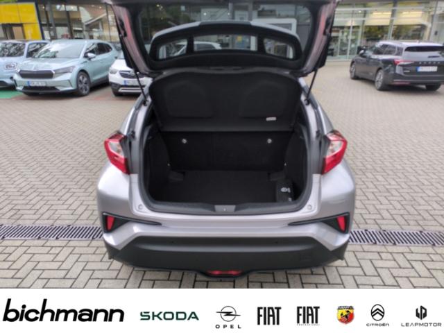 Toyota C-HR TeamD 4x4 AT Kli2 18'' RFK DAB USB