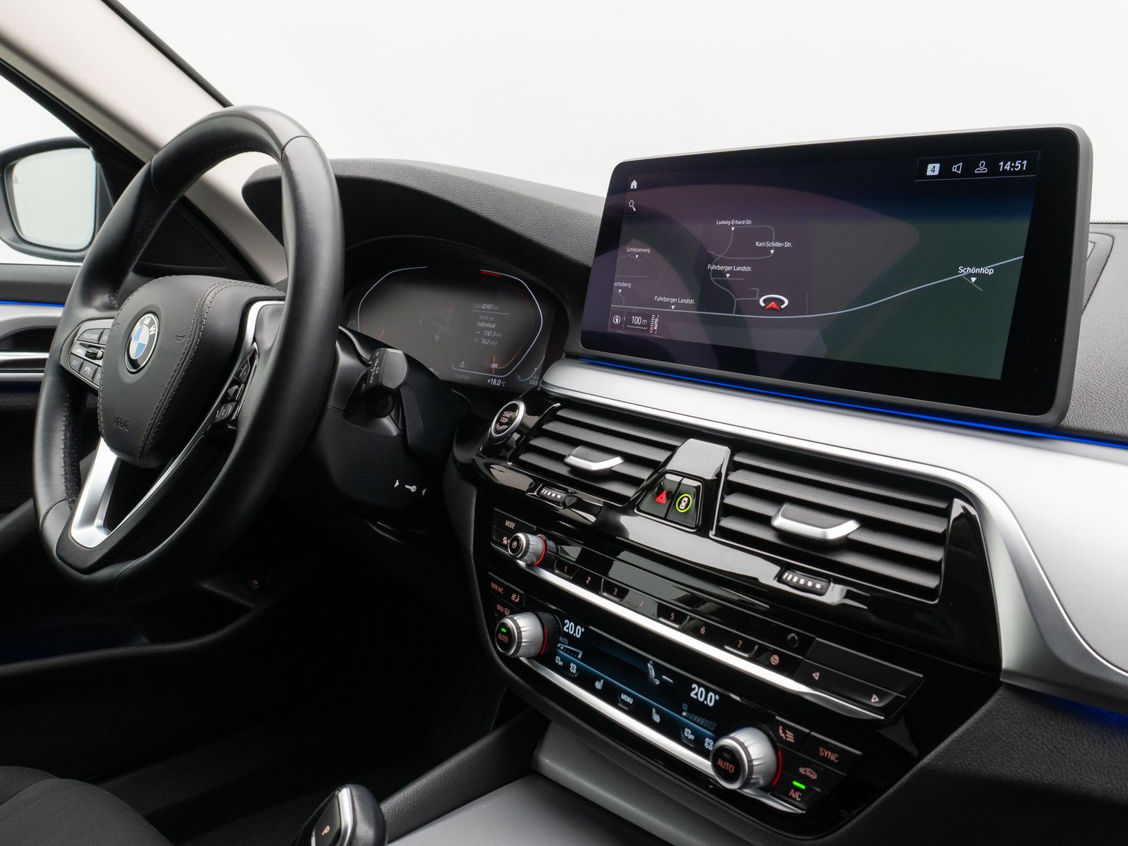 Fahrzeugabbildung BMW 520d xD Kamera Laser HUD DAB HiFi Stop&Go MSport