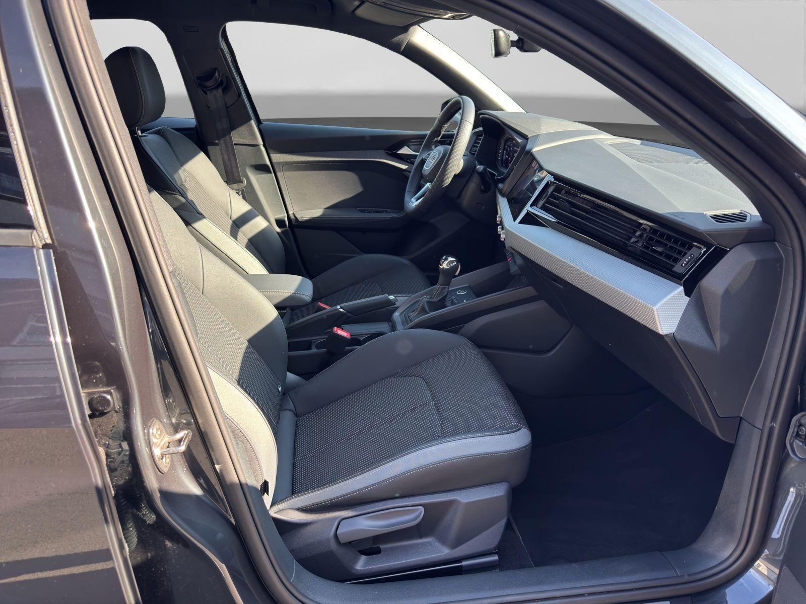 Audi A1 Sportback 30 TFSI S LINE LED KAMERA NAVI TEIL, миниатюра 4