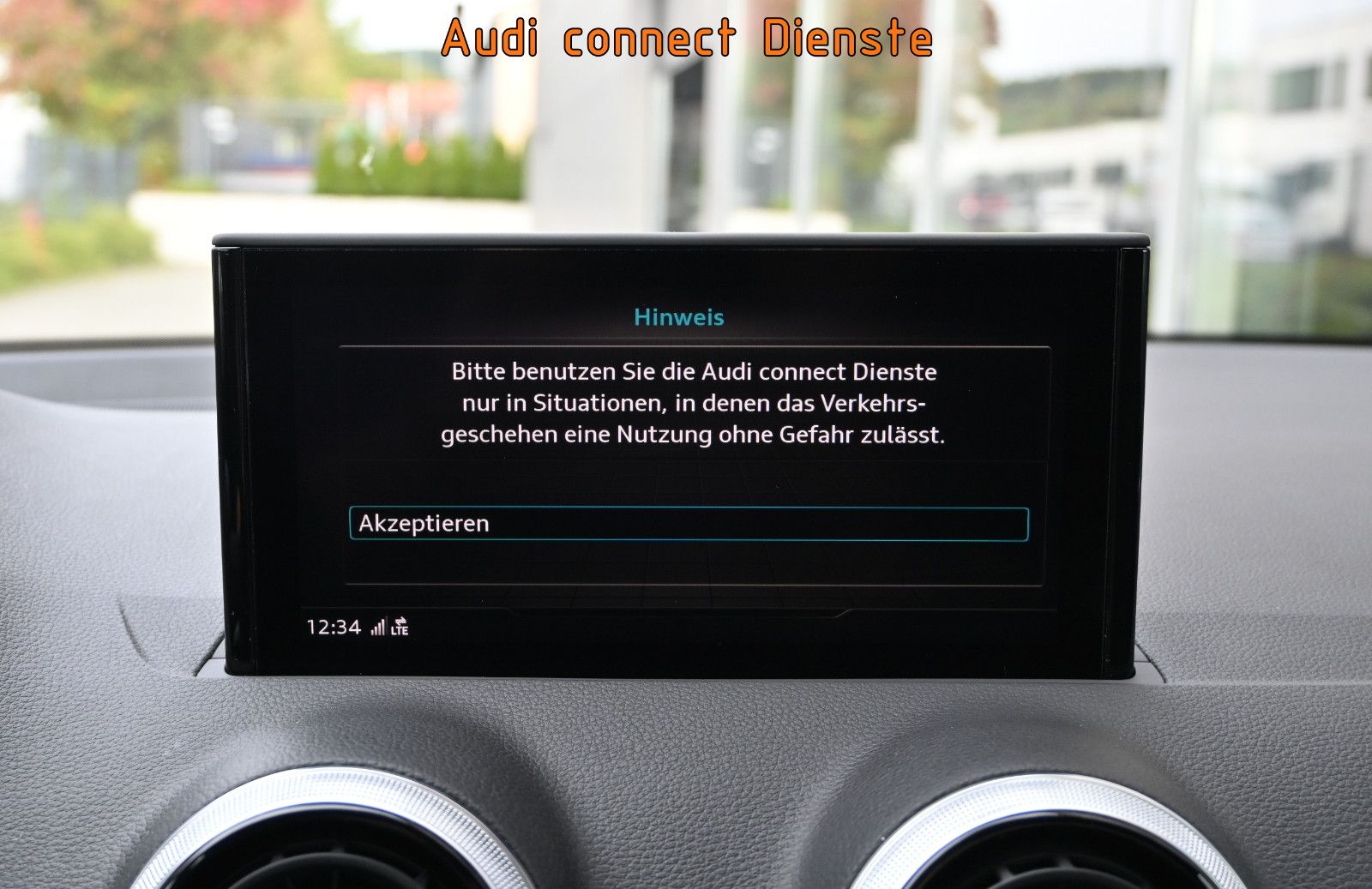 Fahrzeugabbildung Audi Q2 35 TFSI S tronic S line °ACC°AHK°KAMERA°NAVI+