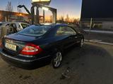Mercedes-Benz CLK 240 AVANTGARDE Avantgarde - Mercedes-Benz CLK 240: Blau
