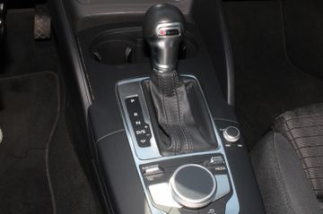 Audi A3  quattro sport*S-TIPTRONIC*DIGIT.TACHO*LED*