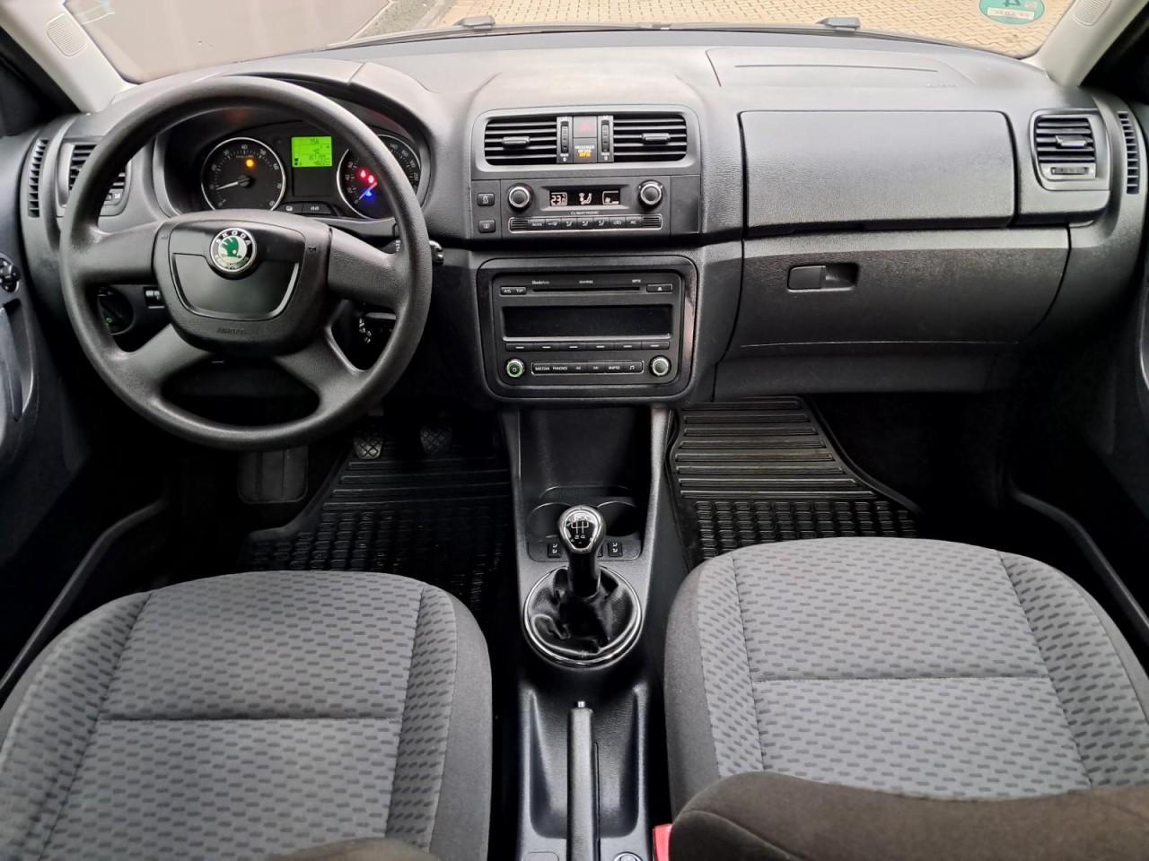 Skoda Fabia 2010 — photo 10