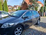Toyota Auris 1,33-l-Dual-VVT-i Edition Edition - Toyota Auris aus 2011 mit Benzin-Antrieb