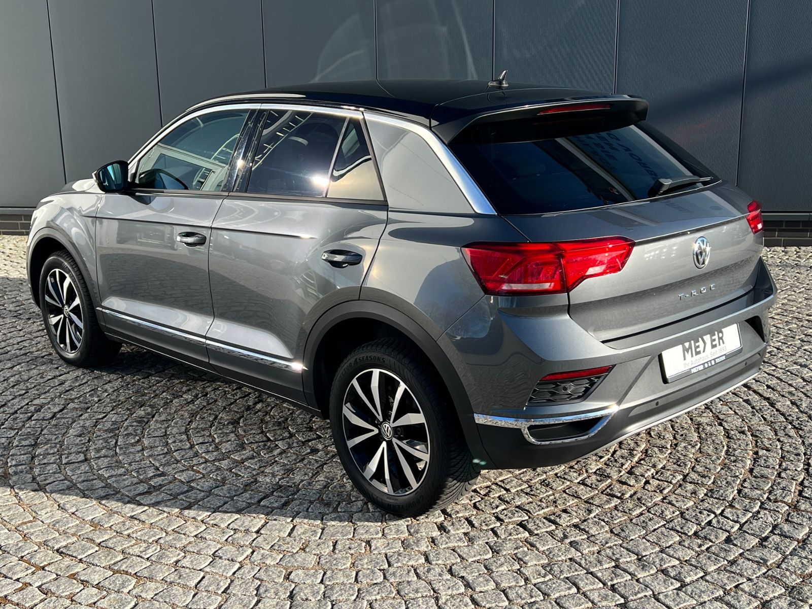 Fahrzeugabbildung Volkswagen T-Roc Style 1.5 TSI