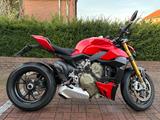 Ducati Streetfighter V4S - DUCATI ST4
