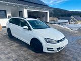 Volkswagen Golf 1.6 TDI 4MOTION BMT CUP Variant CUP - Volkswagen Golf: 4motion V6