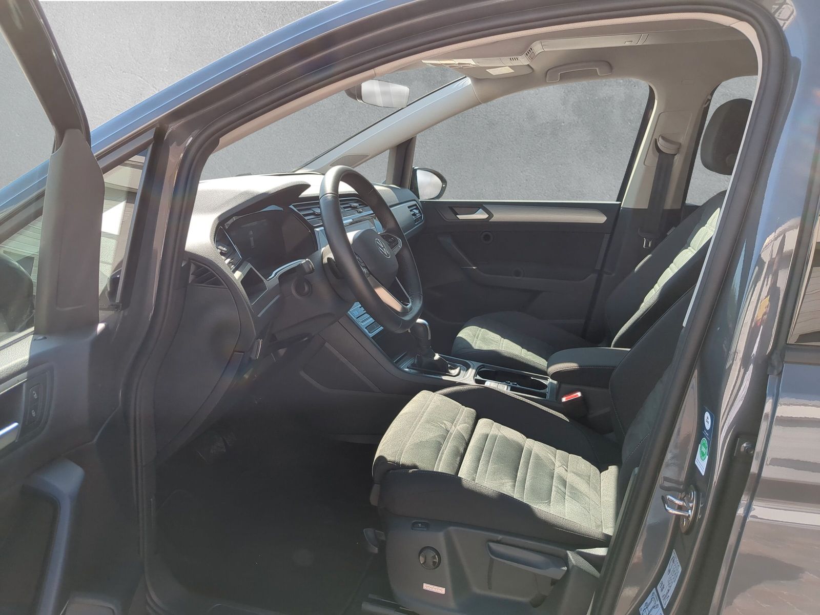 Fahrzeugabbildung Volkswagen Touran 2.0 TDI DSG AHK elek. Heckkl. SHZ