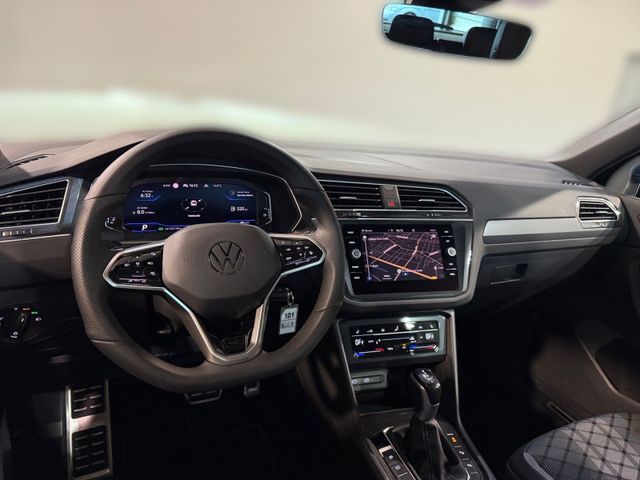 Tiguan 2.0 TDI DSG 4M R-LINE +IQ.LIGHT+PANO+HUD+
