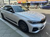 BMW 320i M Sport Automatik M Sport - BMW 320 Gebrauchtwagen in Düsseldorf