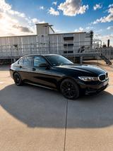 BMW 318i Advantage Automatik | M-Lenkrad | M-Felgen - BMW 318 von privat