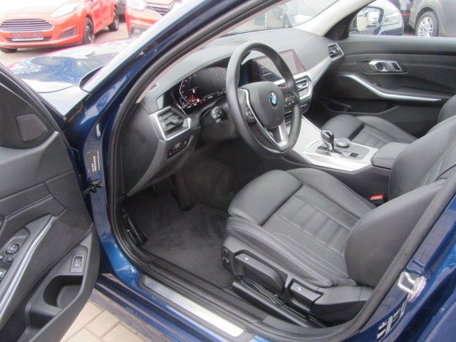 BMW 320d Touring Luxury Line Automatik foto 9