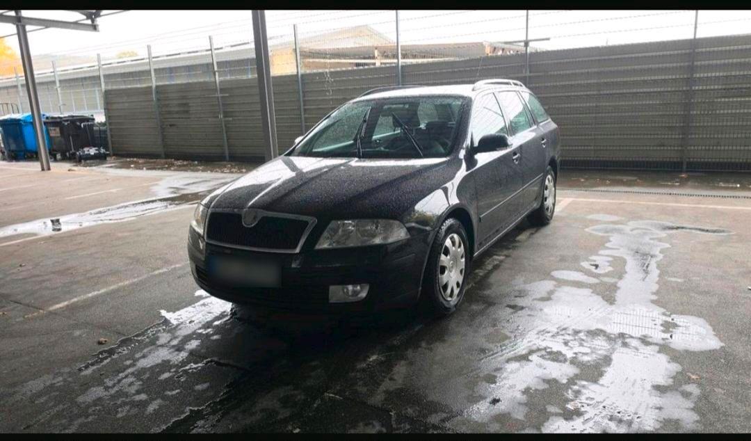 Skoda Octavia 2008 — interior