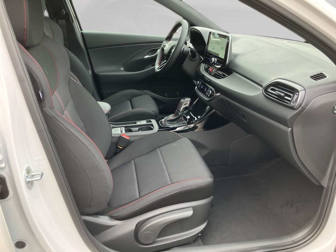 Fahrzeugabbildung Hyundai i30 N-LINE *CARPLAY*NAVI*KLIMAA*SHZ*LHZ*USB*BT*
