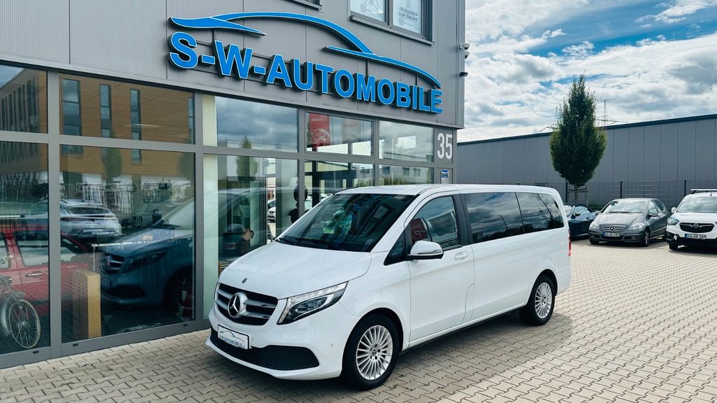 Image of Mercedes-Benz 220