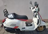 Vespa GTS125 Racing Sixties - VESPA SI