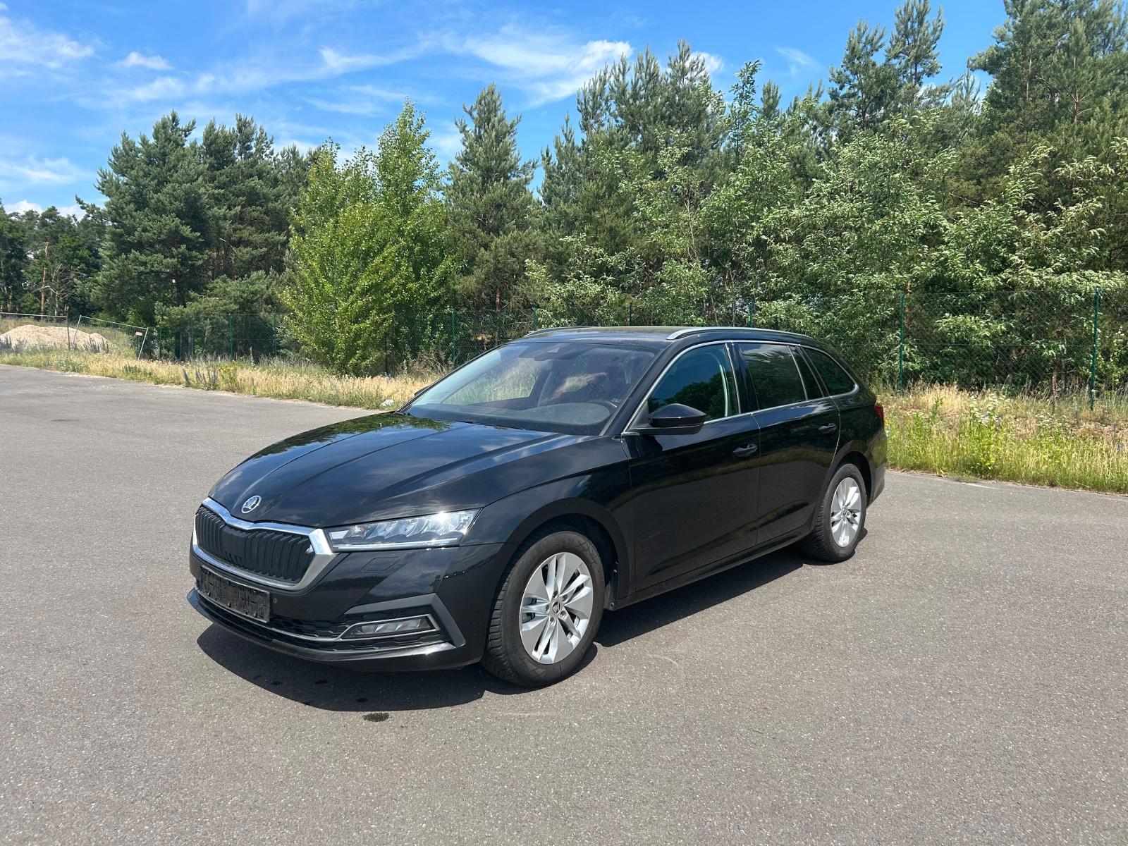 Skoda Octavia 2.0 TDI 110kW DSG CLEVER COMBI