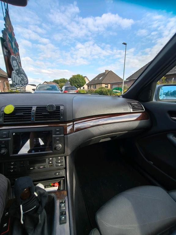 BMW 325