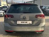 Volkswagen Passat Variant 1,5 TSI DSG CarPlay LaneNavi RFK - Volkswagen Passat Variant mit Benzin-Antrieb: mit Navigationssystem, Kombi