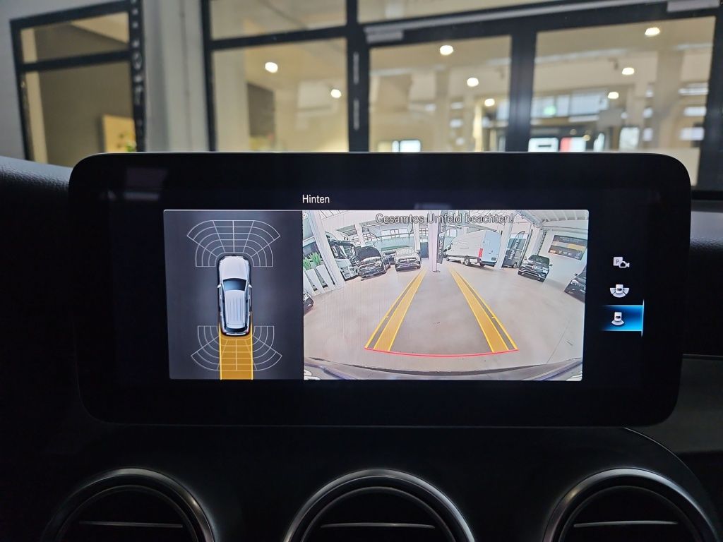 Fahrzeugabbildung Mercedes-Benz GLC 200 d 4M Pano MBUX LED