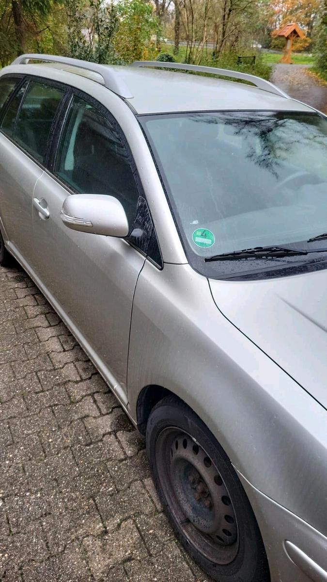 Toyota Avensis, 2008