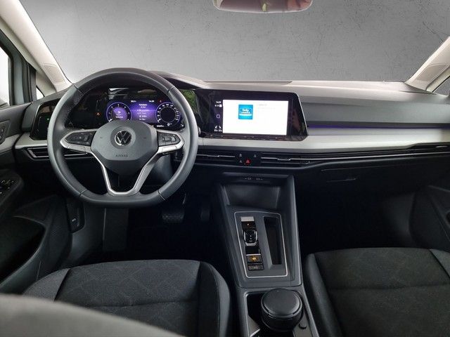 Fahrzeugabbildung Volkswagen Golf VIII Variant TDI DSG LED AHK Navi AID ACC P