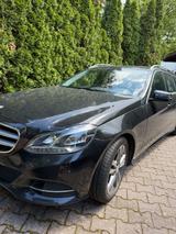 Mercedes-Benz E 250 BlueTEC 4MATIC T AVANTGARDE Autom. AVA... - Mercedes-Benz E 250 in Frankfurt (Main)