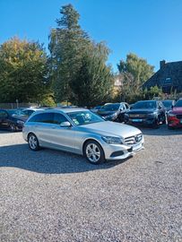 Mercedes C 220 - 6