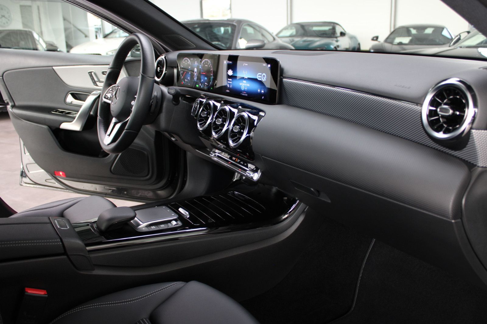 Mercedes-Benz A 250e PROGRESSIVE MBUX NAVI KAMERA LEDER foto 8