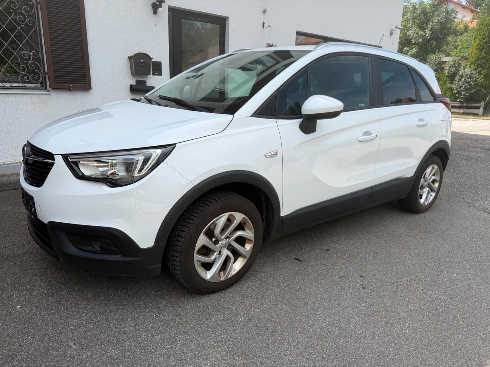 Opel Crossland (X)